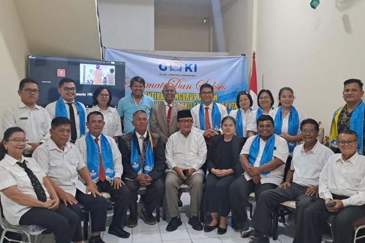 PELANTIKAN GUKI SE-SUMATERA UTARA SECARA HYBRID DIGELAR DI SEKRETARIAT MPKW SUMUT–ACEH